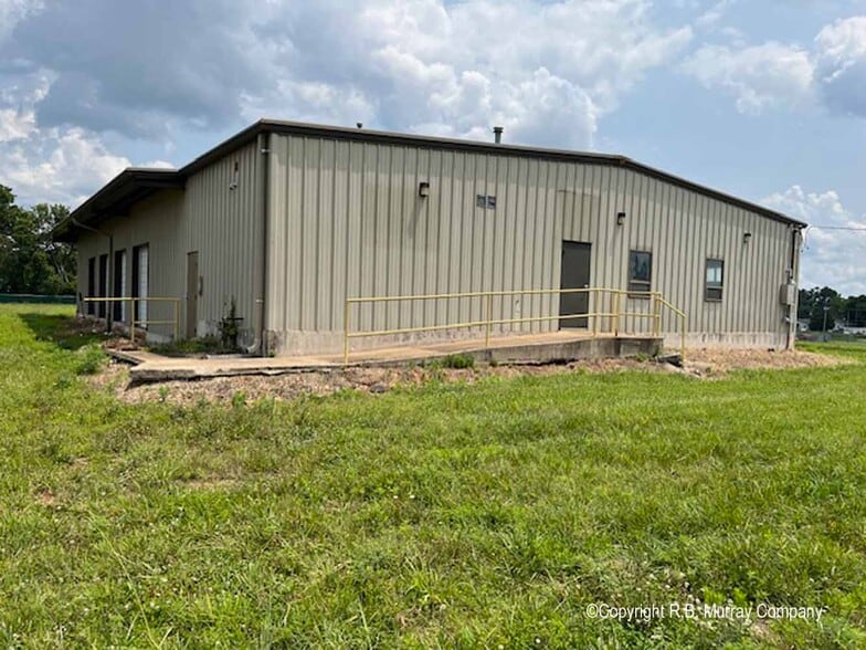 More Photos Of 1836 N Barnes Ave, Springfield Truck Terminal For Sale