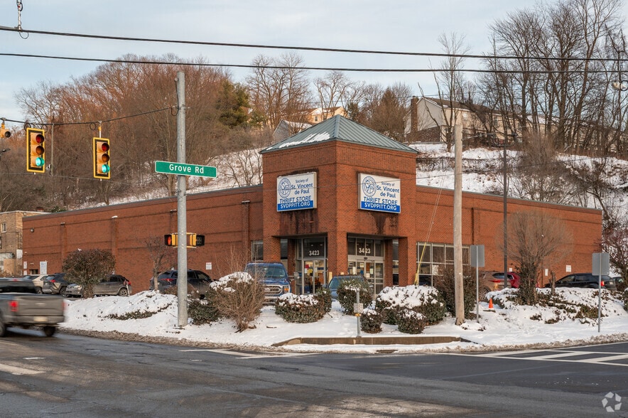 Primary Photo Of 3423 Library Rd, Castle Shannon Freestanding For Sale
