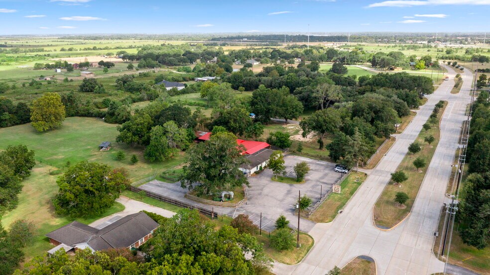 More Photos Of 18541 Mueschke Rd, Cypress Restaurant For Sale