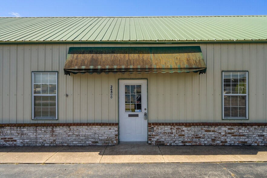 More Photos Of 26400 E 111th St S, Coweta Flex For Sale