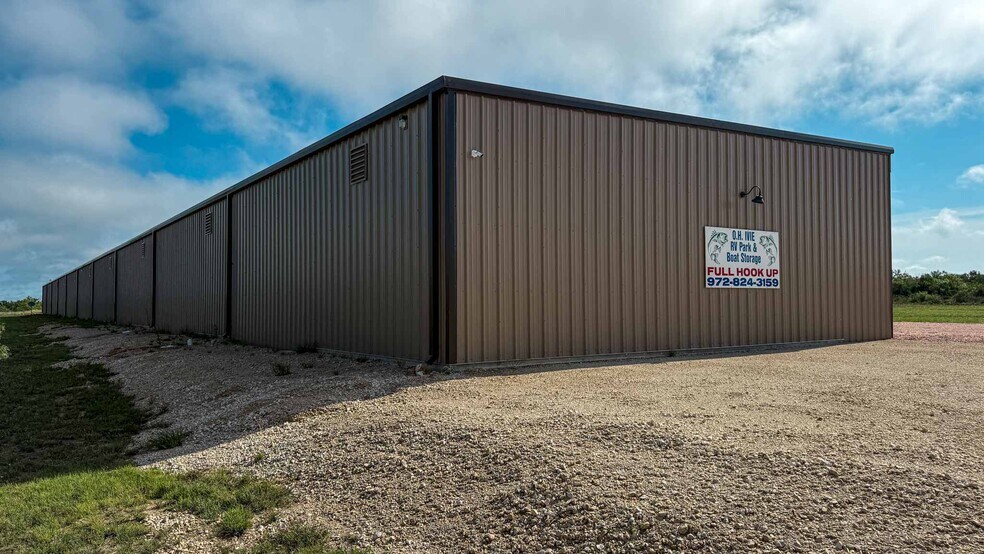 More Photos Of 1432 FM 1929, Voss Trailer Camper Park For Sale