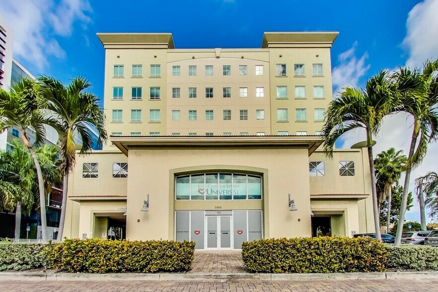 More Photos Of 3363 NE 163rd St, North Miami Beach Medical For Sale