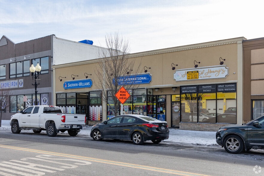 Primary Photo Of 202-206 E Main St, Patchogue Freestanding For Lease