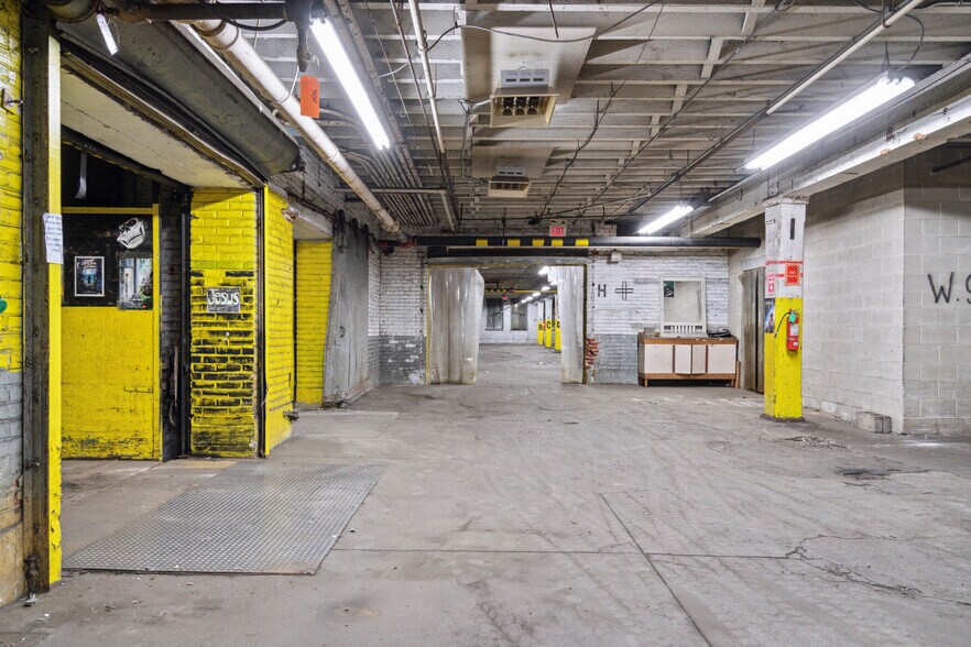 More Photos Of 2916 Weikel St, Philadelphia Warehouse For Sale