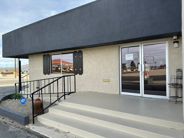 Primary Photo Of 73421 29 Palms Hwy, Twentynine Palms Office For Lease