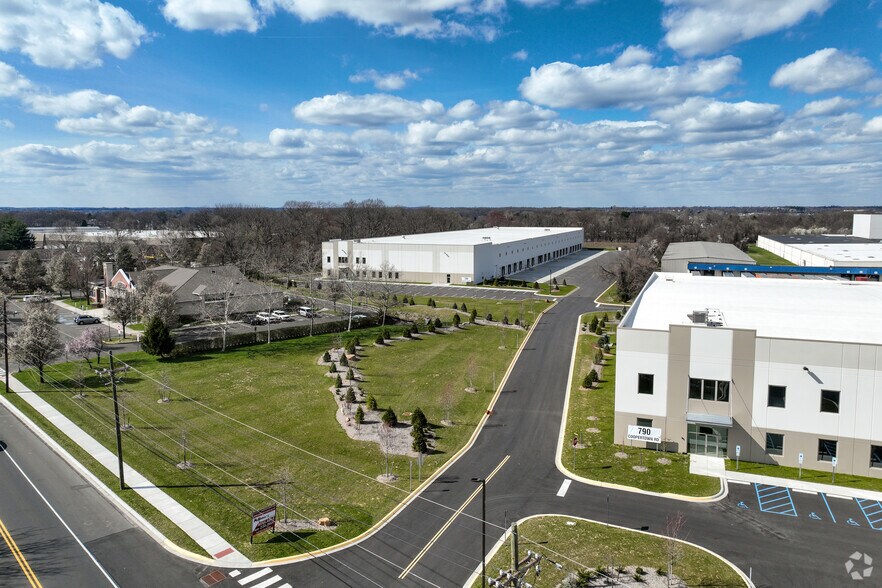 More Photos Of 780 Coopertown Rd, Delanco Distribution For Lease
