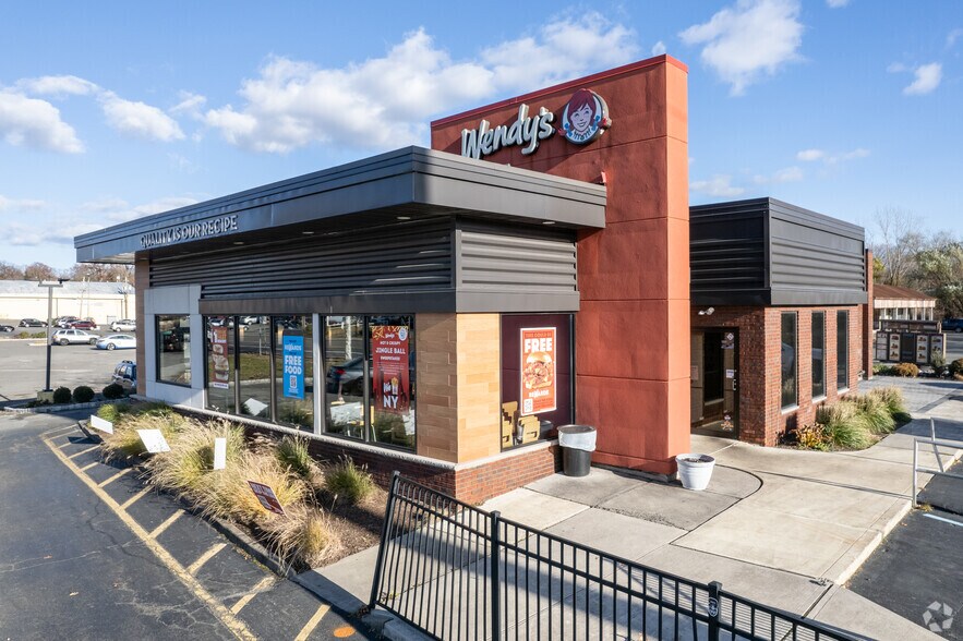 More Photos Of 3-37 Route 303, Tappan Unknown For Lease