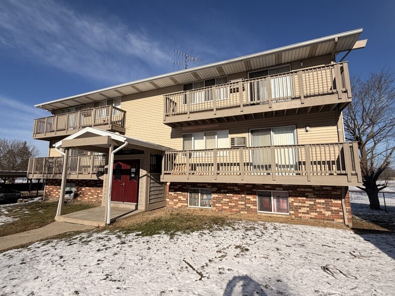 More Photos Of 4037 S Rose St, Kalamazoo Apartments For Sale