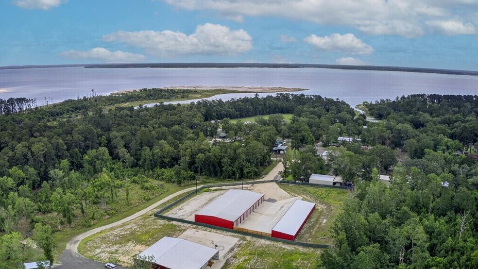 More Photos Of 277 Moses St, Zavalla Self Storage For Sale