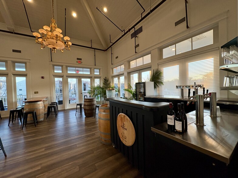 More Photos Of 1901 E Ocean View Ave, Norfolk Storefront For Lease