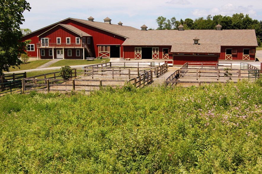 More Photos Of 199 Starr Ridge Rd, Brewster Village Horse Stables For Sale