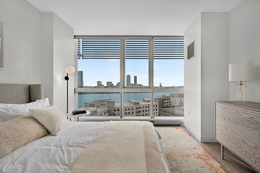 More Photos Of 165 Main St, Cambridge Apartments For Lease