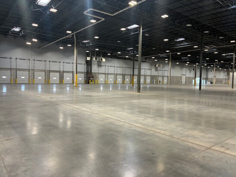 More Photos Of 4475 W 700 S, Salt Lake City Warehouse For Lease