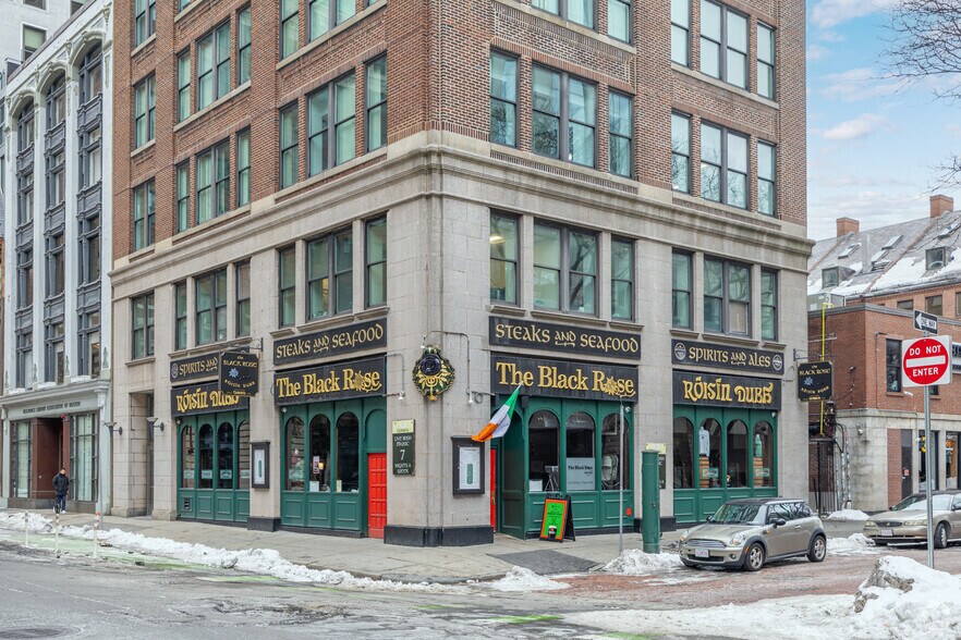 More Photos Of 160 State St, Boston Office For Lease