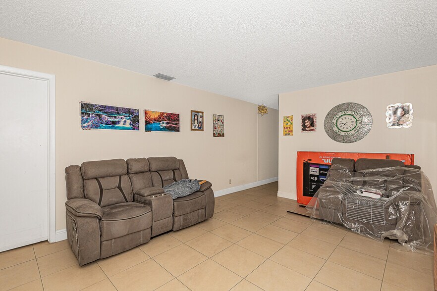 More Photos Of 3960 NW 110th Ave, Coral Springs Multifamily For Sale