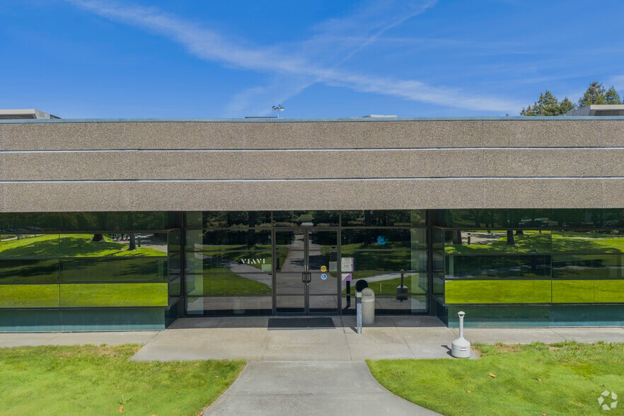 More Photos Of 2789 Northpoint Pky, Santa Rosa Warehouse For Sale