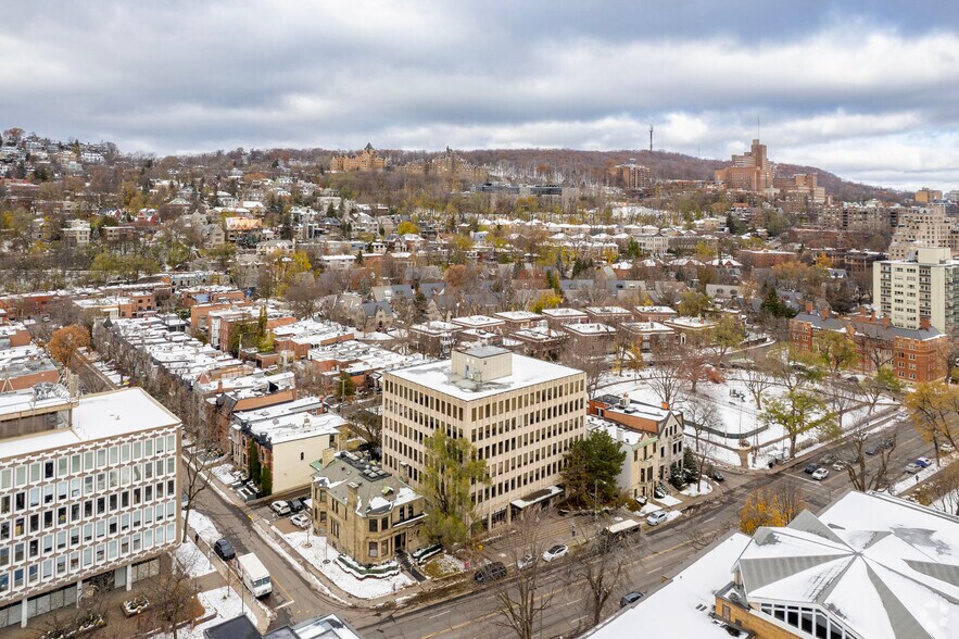 More Photos Of 4115 Rue Sherbrooke O, Westmount Medical For Lease