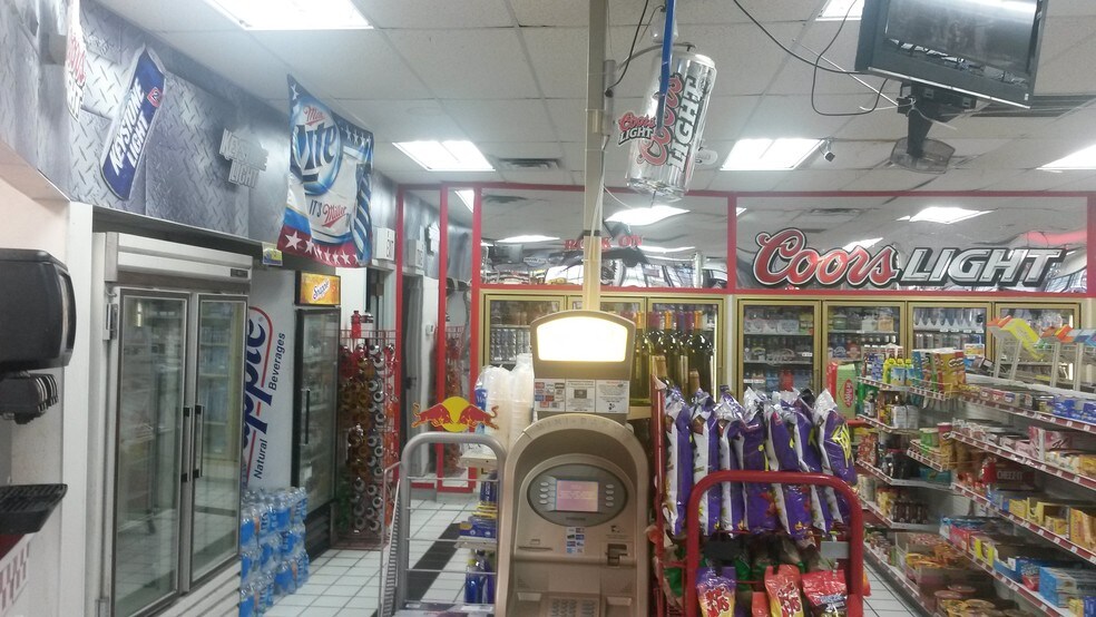 More Photos Of 6728 Davis Blvd, North Richland Hills Convenience Store For Sale
