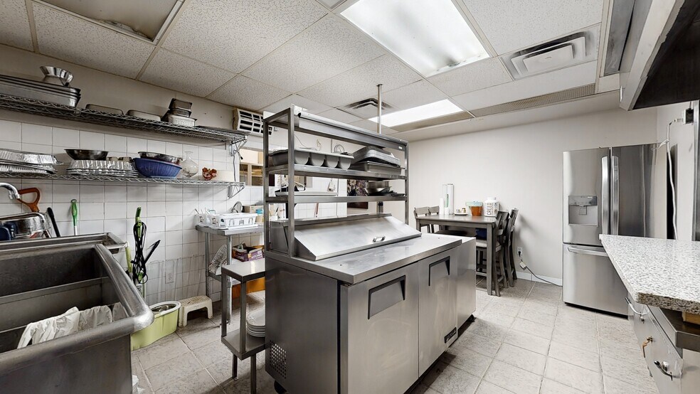 More Photos Of 1784 Jane St, Toronto Storefront Retail Office For Sale