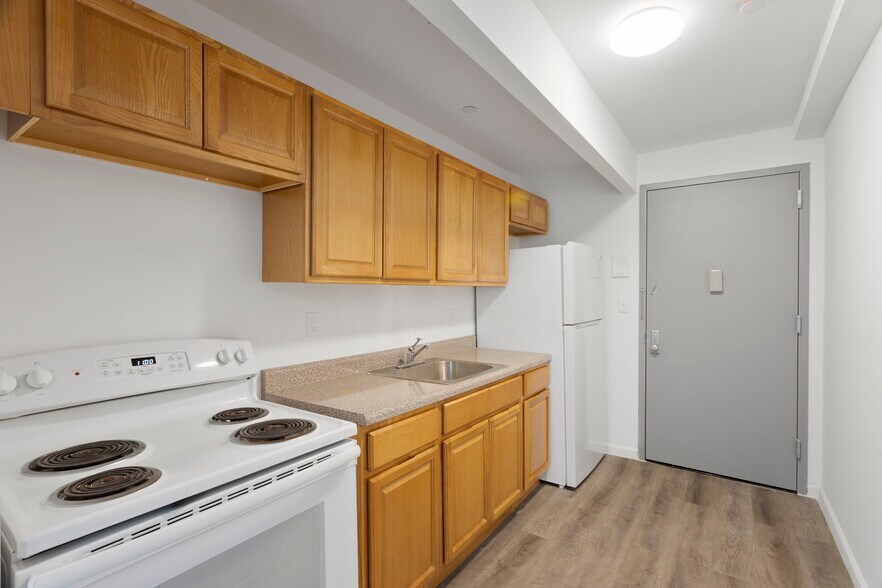 More Photos Of 27 Buchanan Pl, Bronx Apartments For Sale