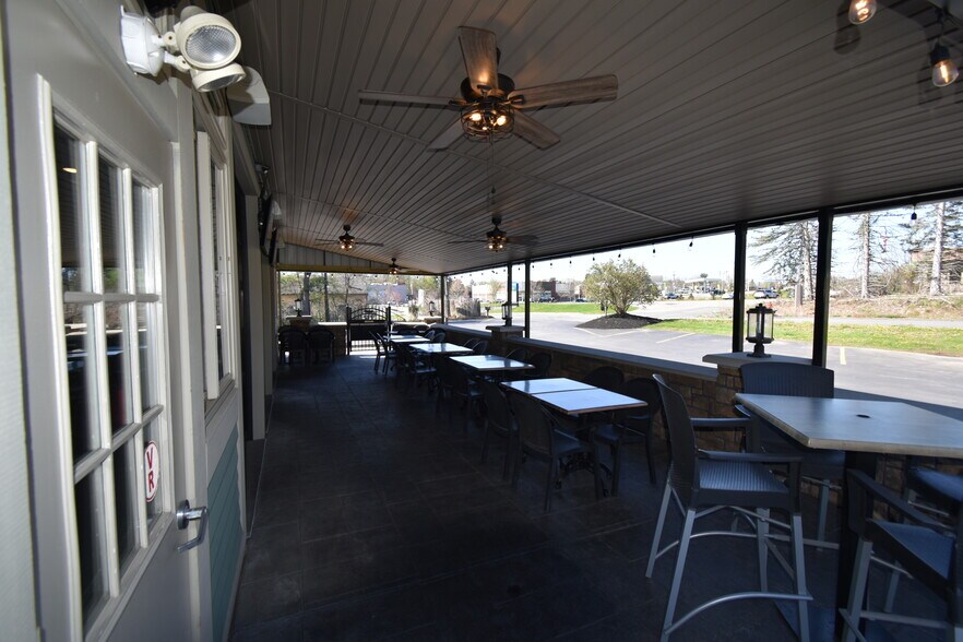 More Photos Of 1021 Rt-146, Clifton Park Restaurant For Sale