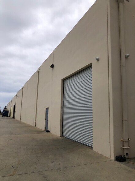 Primary Photo Of 15272 Revival Cir, Huntington Beach Warehouse For Lease