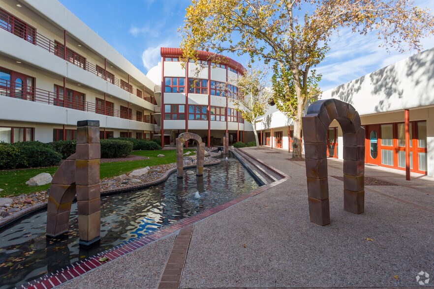 More Photos Of 310 S Williams Blvd, Tucson Office For Lease