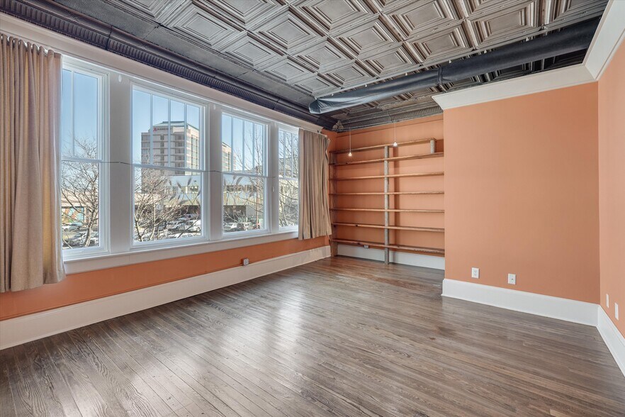 More Photos Of 329 W Main St, Durham Office For Lease