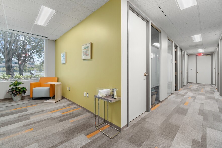 More Photos Of 205 Van Buren St, Herndon Office For Lease