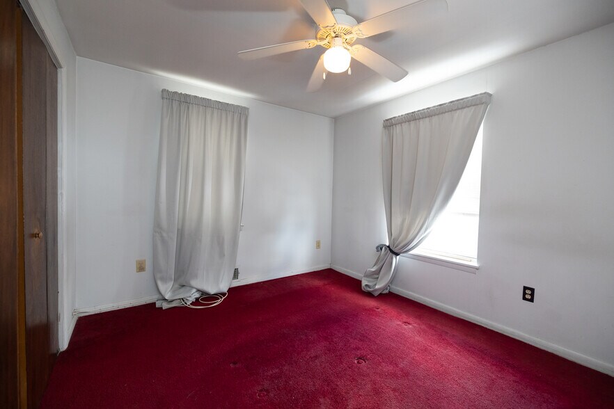 More Photos Of 1017 Market St, Gloucester City Healthcare For Sale