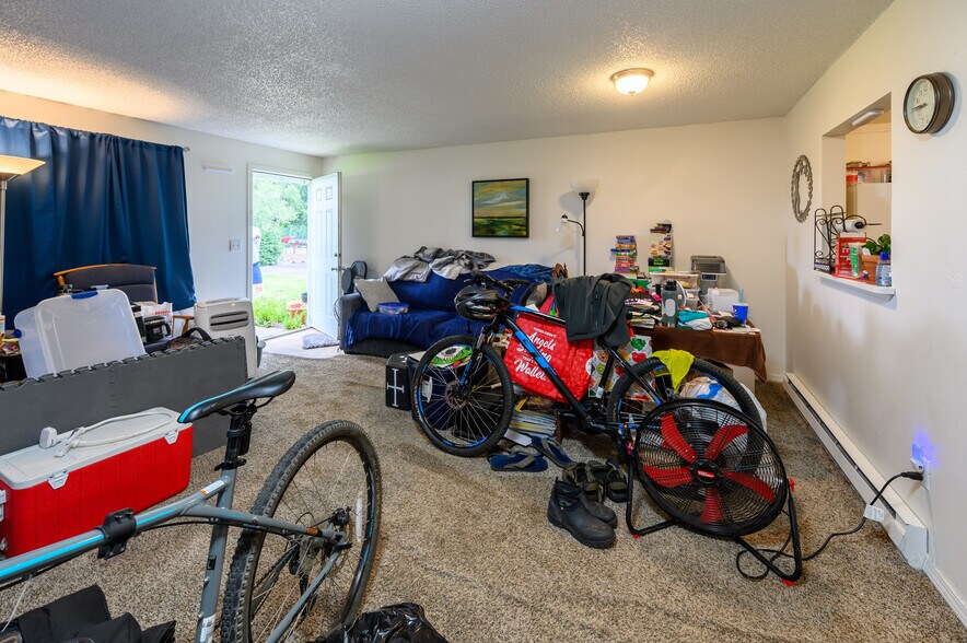 More Photos Of 2125 SW Xero Ln, Redmond Apartments For Sale