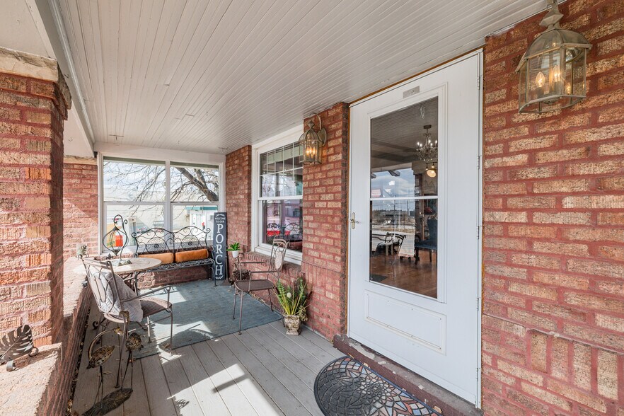 More Photos Of 720 E Lincolnway, Cheyenne Office Residential For Sale