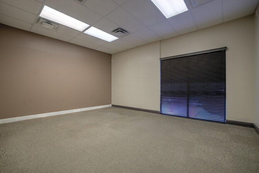 More Photos Of 3233 E Chandler Blvd, Phoenix Unknown For Lease