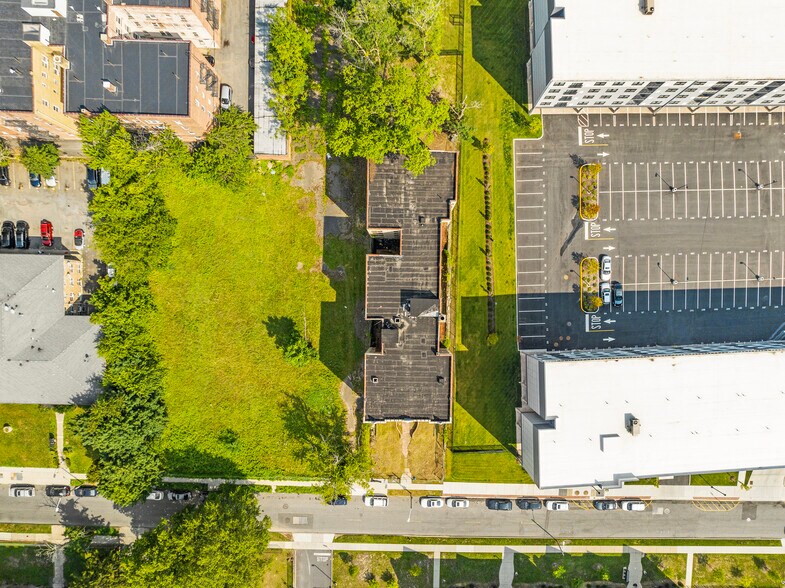 More Photos Of 112 N Walnut St, East Orange Apartments For Sale