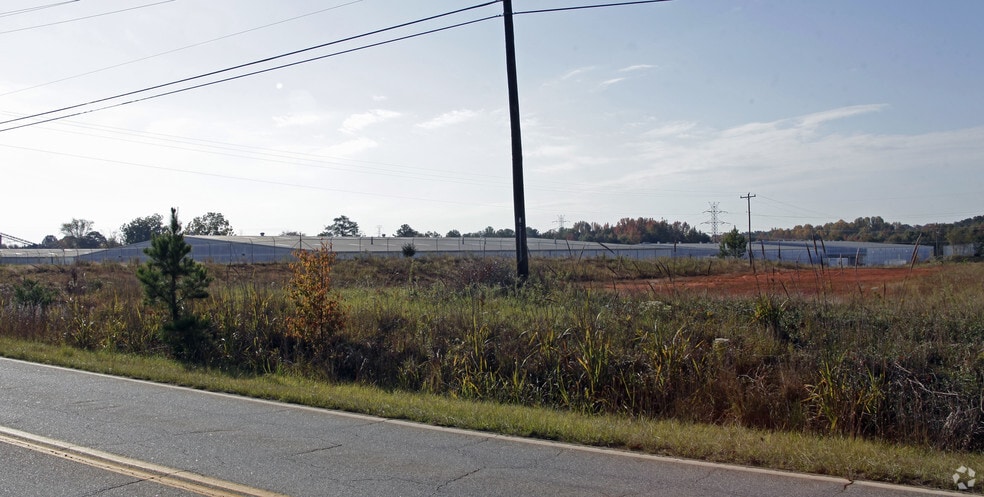 More Photos Of 5301 Old Pearman Dairy Rd, Anderson Warehouse For Lease