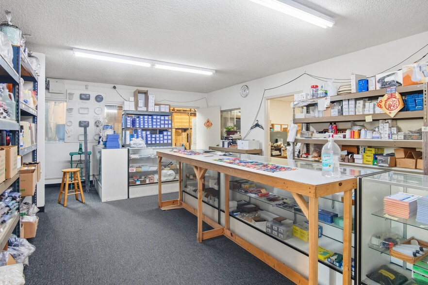 More Photos Of , Los Angeles Unknown For Sale