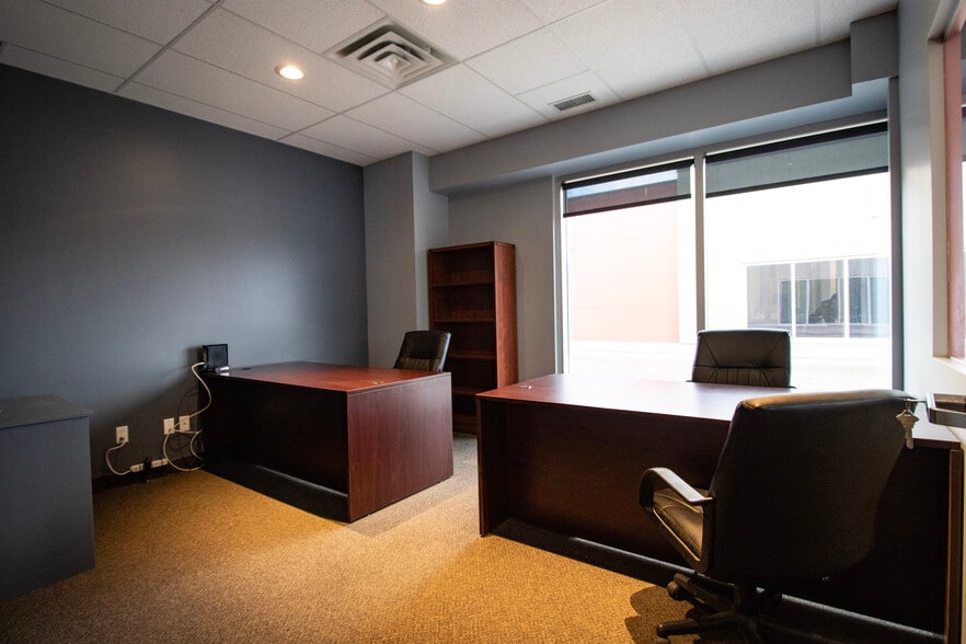 More Photos Of 4615 112th Ave SE, Calgary Warehouse For Lease