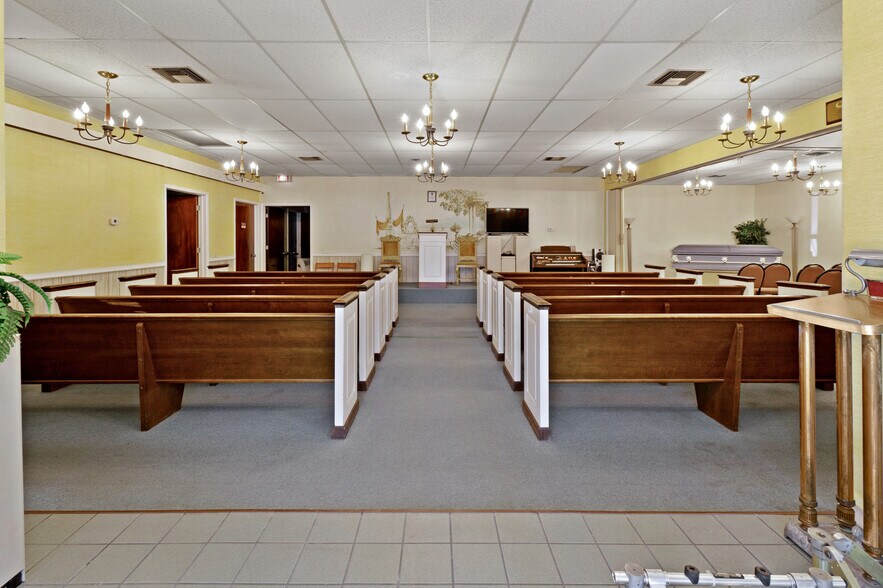 More Photos Of 1940 Dr Martin Luther King Jr St S, Saint Petersburg Specialty For Sale