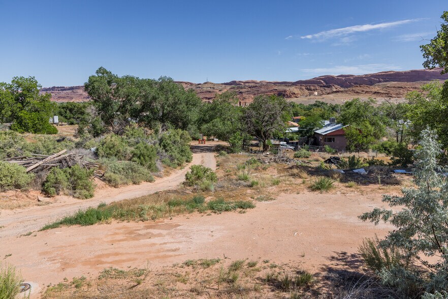 More Photos Of 1431 Arnel Ln, Moab Land For Sale