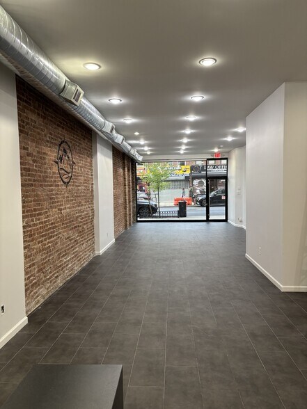 More Photos Of 198 Utica, Brooklyn Apartments For Lease