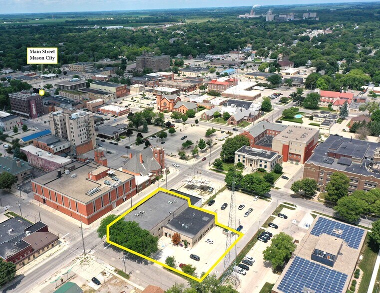 More Photos Of 202 1st St SE, Mason City Office For Lease