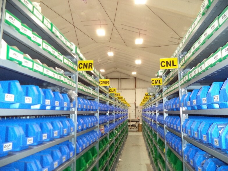 More Photos Of 92 Londonderry Tpke, Manchester Auto Dealership For Sale