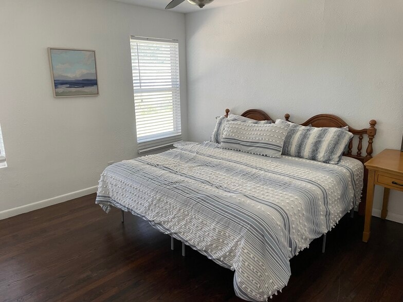 More Photos Of 3563 South Dr, Fort Worth Apartments For Sale