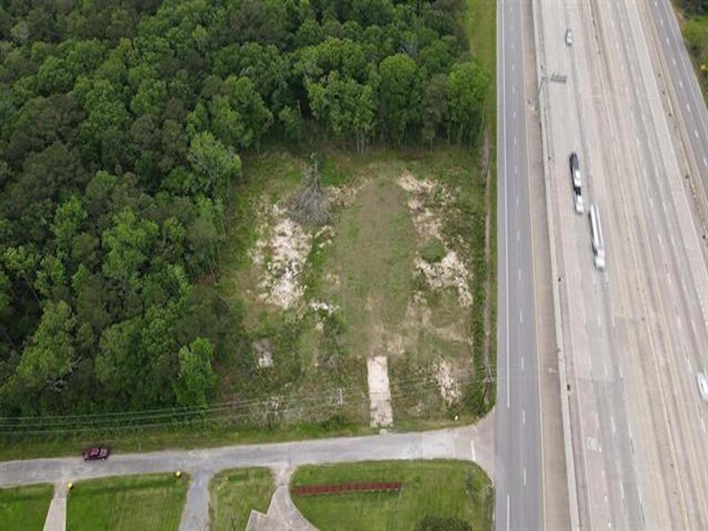 More Photos Of IH 10 and Sierra Rd, Vidor Land For Sale