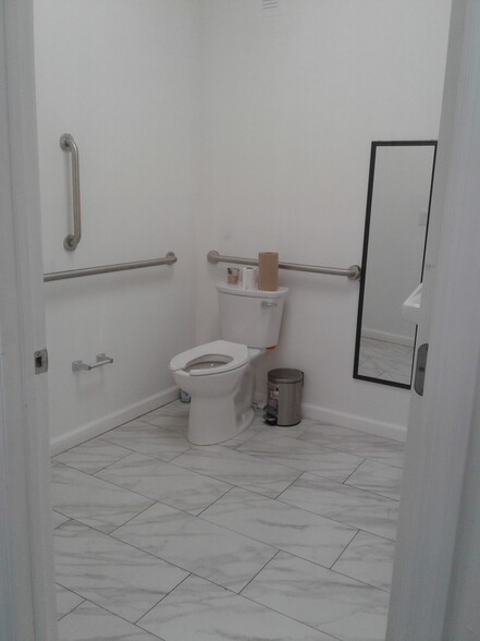 More Photos Of 945-949 Clinton Ave, Irvington Storefront Retail Residential For Sale