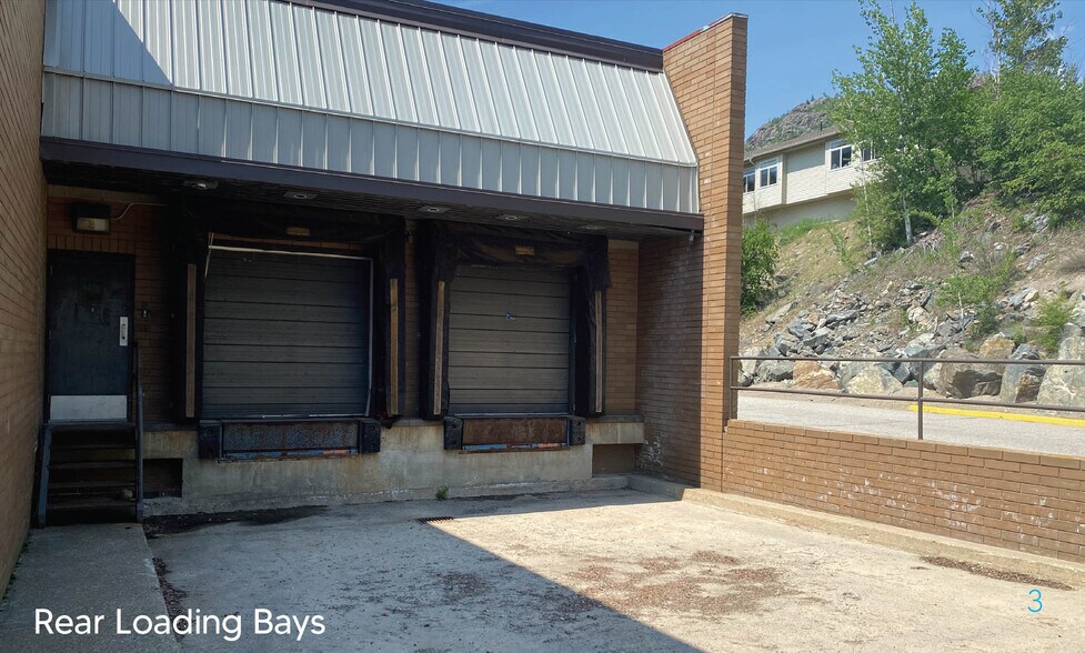 More Photos Of 8100 Rock Island Hwy, Trail Freestanding For Lease