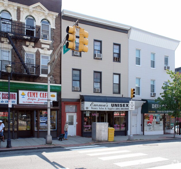 More Photos Of 474 Central Ave, Jersey City Storefront Retail Residential For Lease