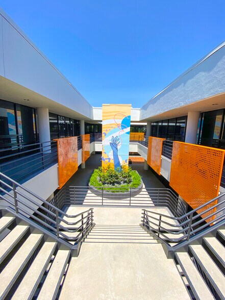 More Photos Of 2701 Ocean Park Blvd, Santa Monica Medical For Lease