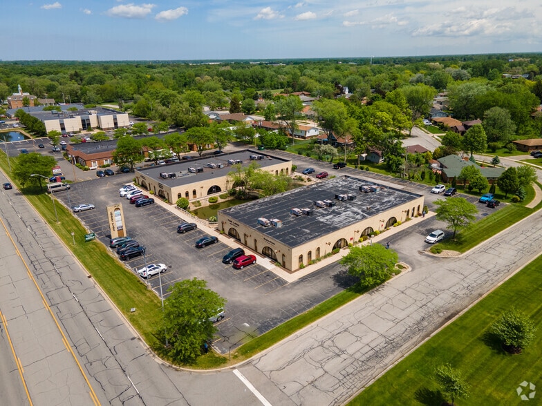 More Photos Of 7895 Broadway St, Merrillville Medical For Lease