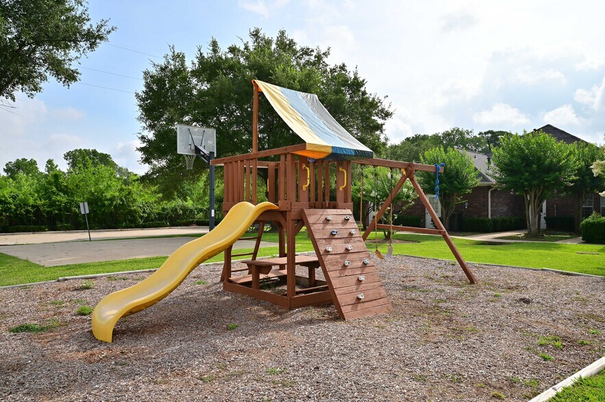 More Photos Of 2021 FM 1092 Rd, Missouri City Assisted Living For Sale